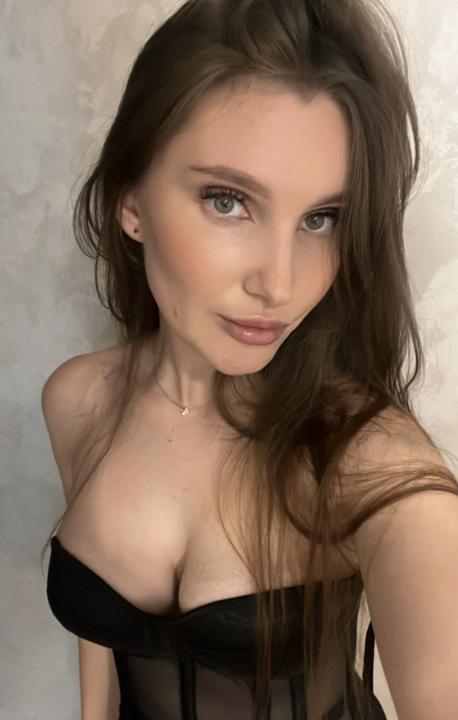 Webcam chat profile for Sweetgirl20255: Dancing