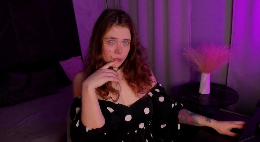 Webcam chat profile for SophiePure: Bondage & discipline