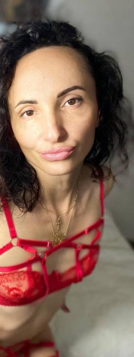 Webcam chat profile for EdenGrace