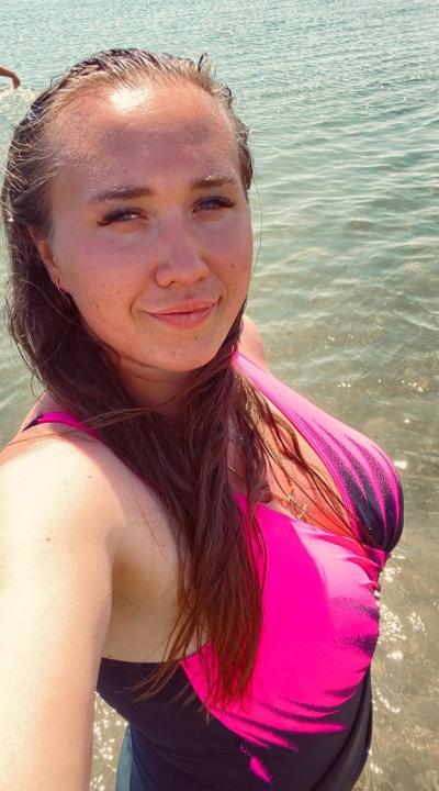 Webcam chat profile for Si1ana: Ask about my Hobbies