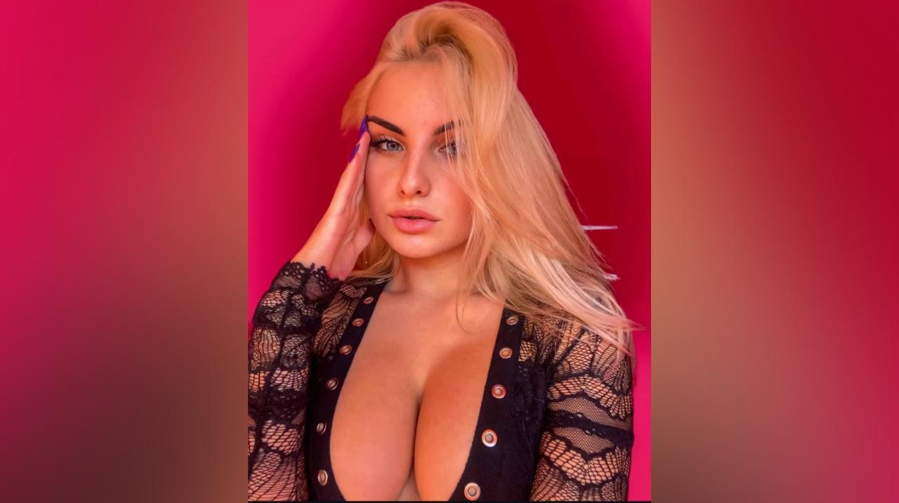 Webcam chat profile for Zay1a: Ask about my Hobbies