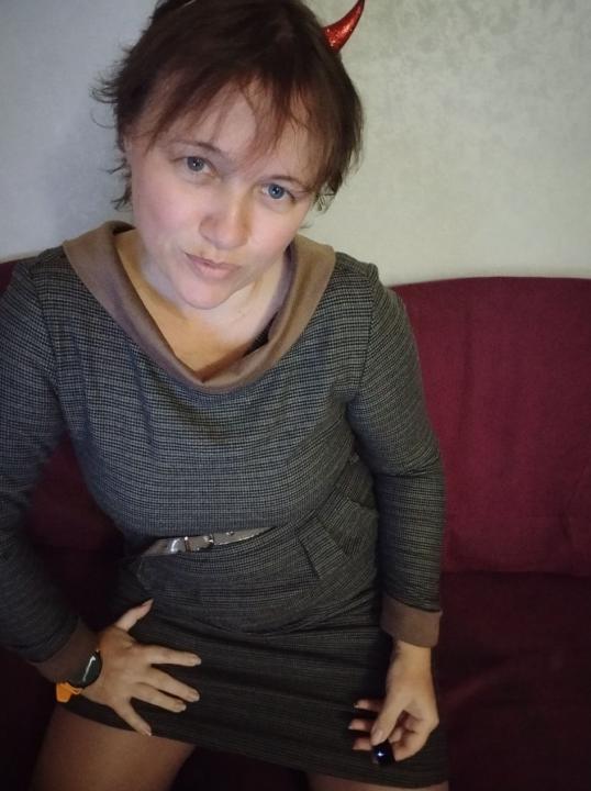 Webcam chat profile for KamelliaEvans: Ask about my other interests