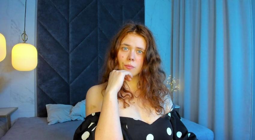 Webcam chat profile for SophiePure: Bondage & discipline