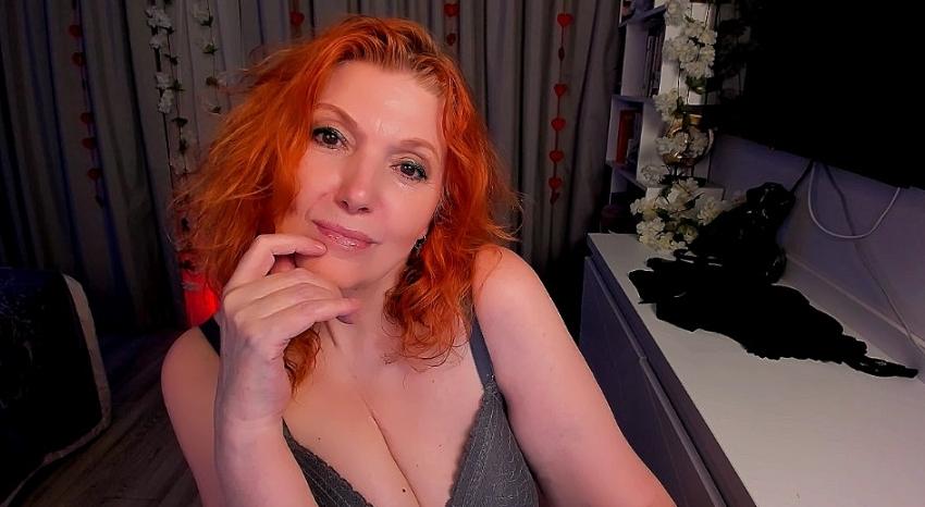 Webcam chat profile for AlmazFireFoxOne: Kissing