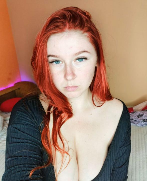 Webcam chat profile for KiraMaru: Dominatrix