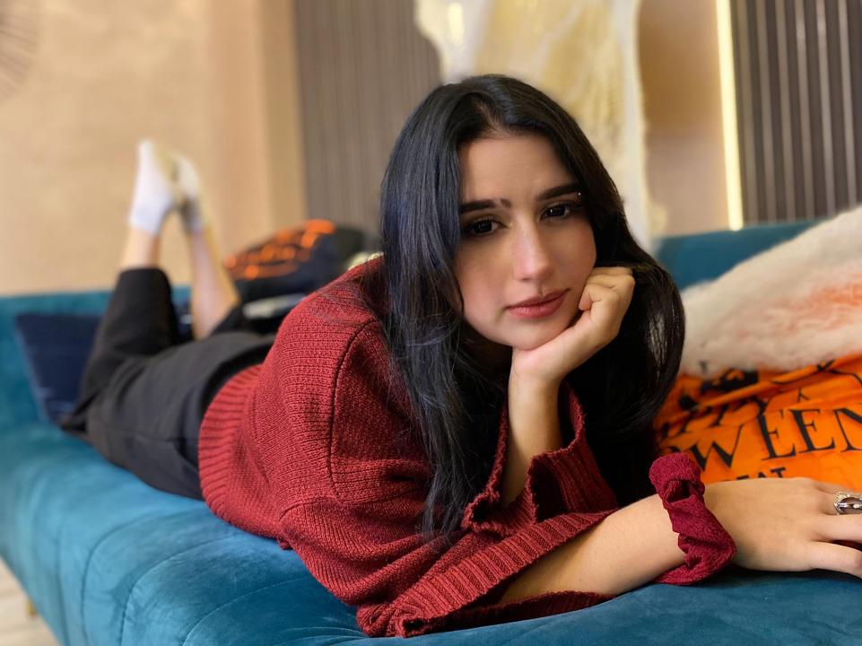 Webcam chat profile for TrishaF73: Legs, feet & shoes