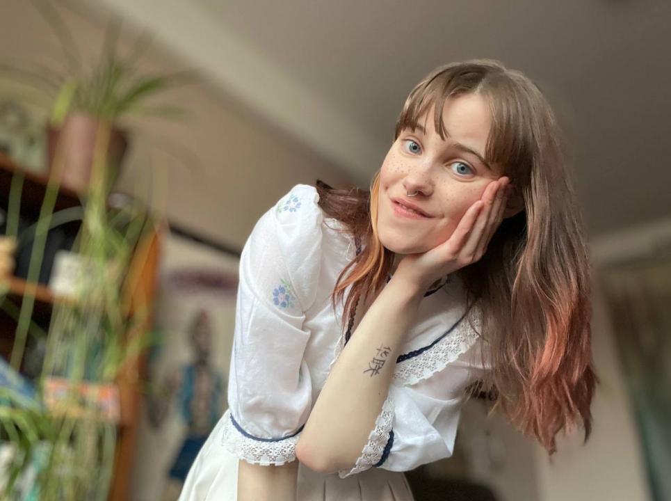 Webcam chat profile for DoseOfDaisy: Kissing