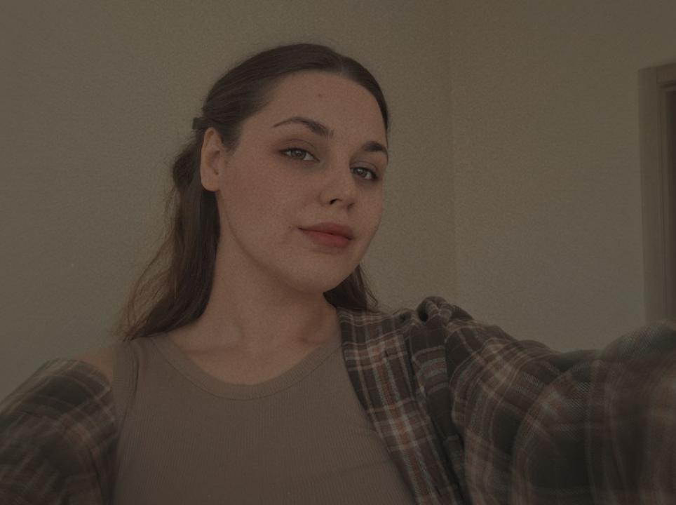 Webcam chat profile for AndreaT64: Lingerie & stockings