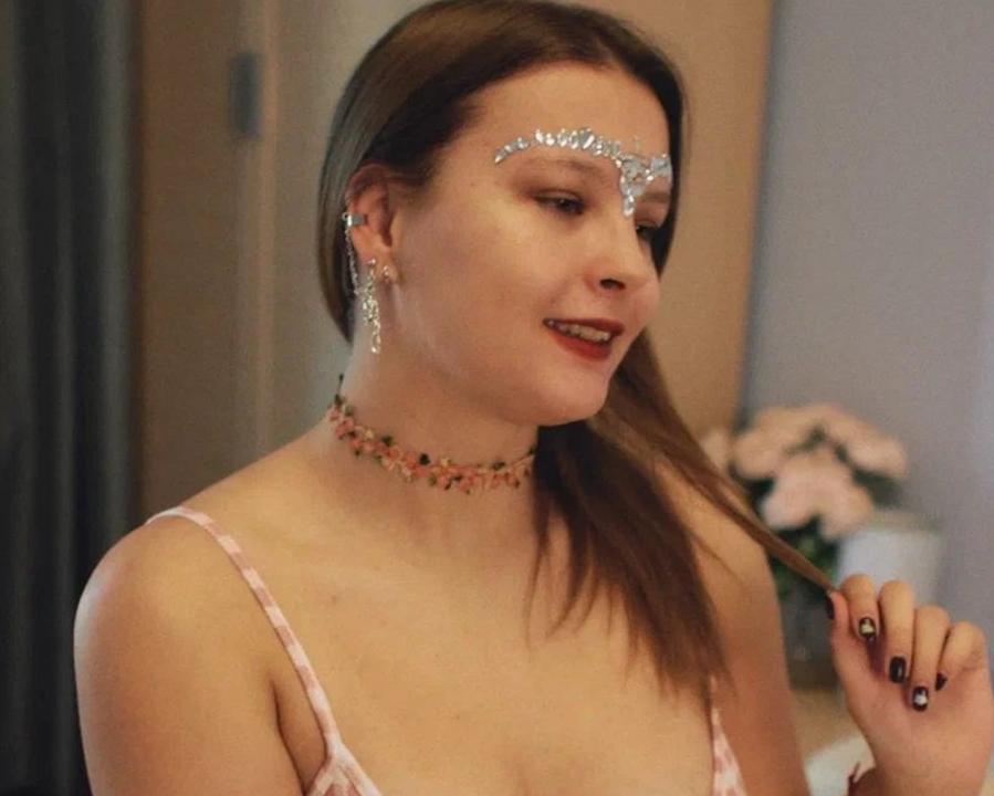 Webcam chat profile for Camellia: Legs, feet & shoes