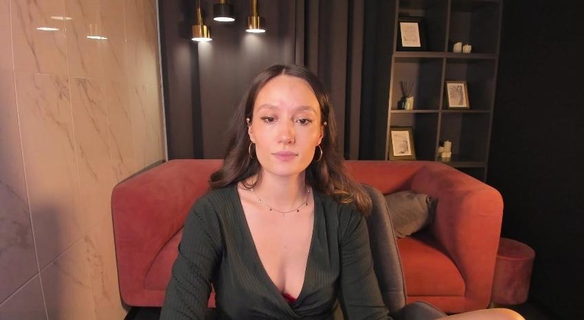 Webcam chat profile for AgnesGoddes: Legs, feet & shoes