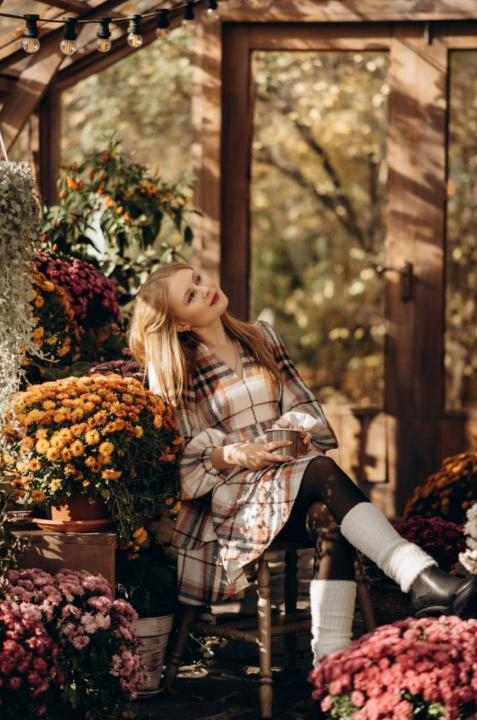 Webcam chat profile for LadyRed1919