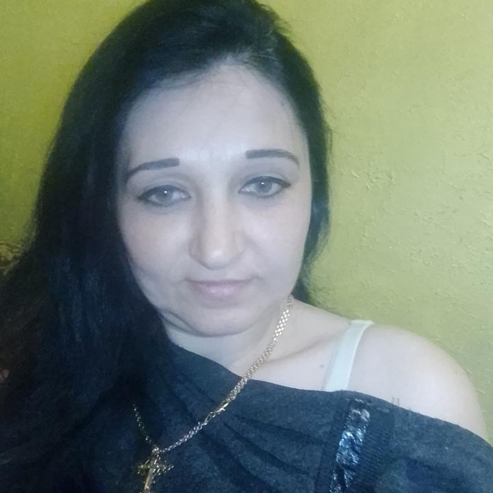 Webcam chat profile for Marivellia: Travel