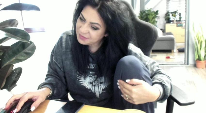 LIVE VideoChat with NICELADY