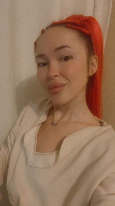 Webcam chat profile for Margosha1: Smoking