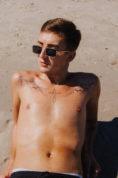 Webcam chat profile for CherryMiss: Kissing