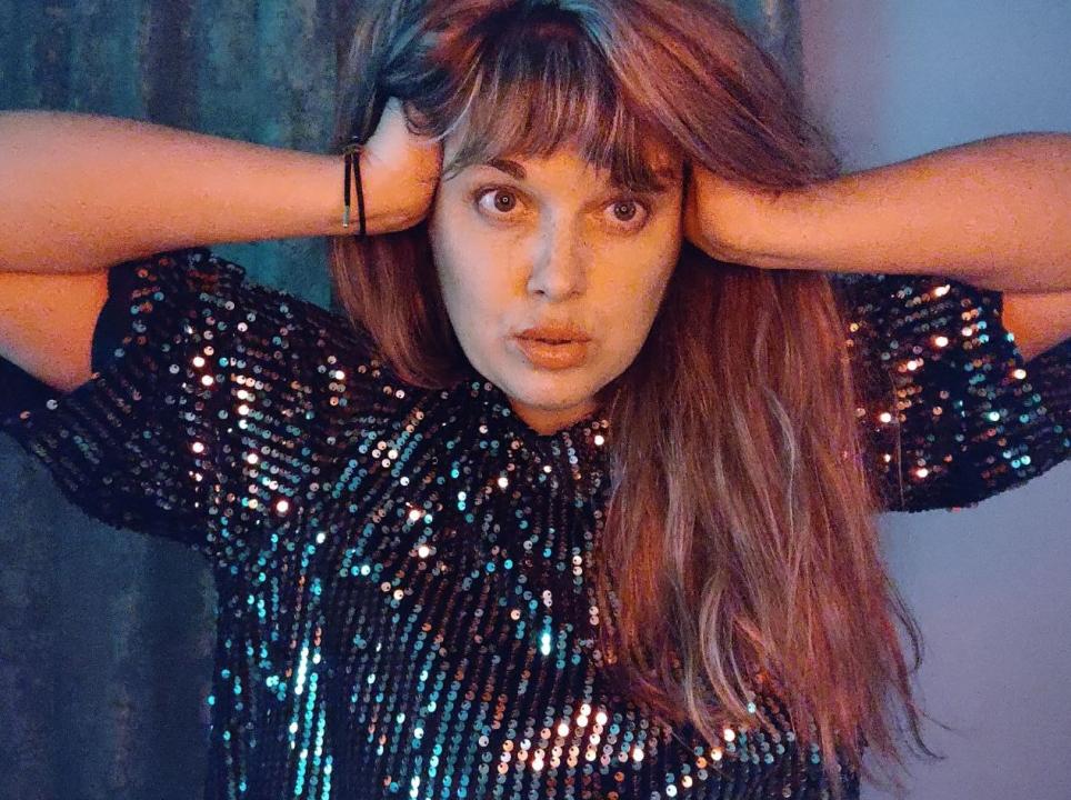 Webcam chat profile for KellyGentleTouc