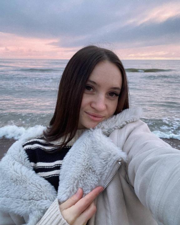 Webcam chat profile for AlishaSunn: Outfits