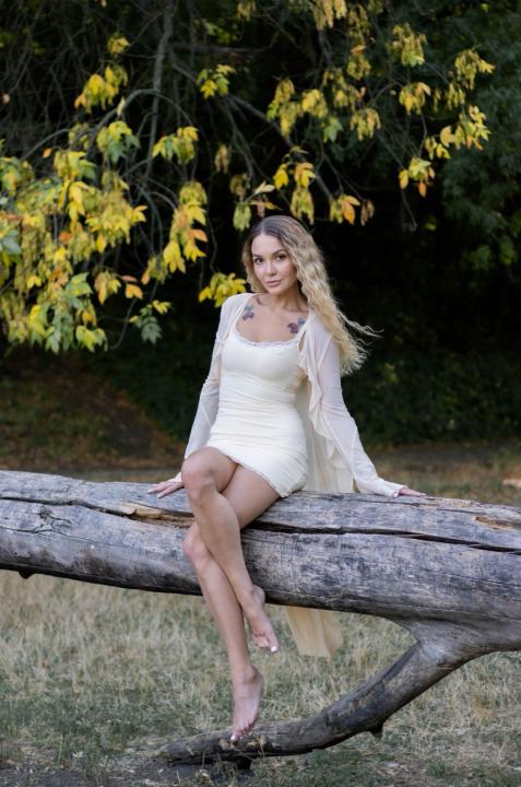 Webcam chat profile for BoxingGirlX: Leather