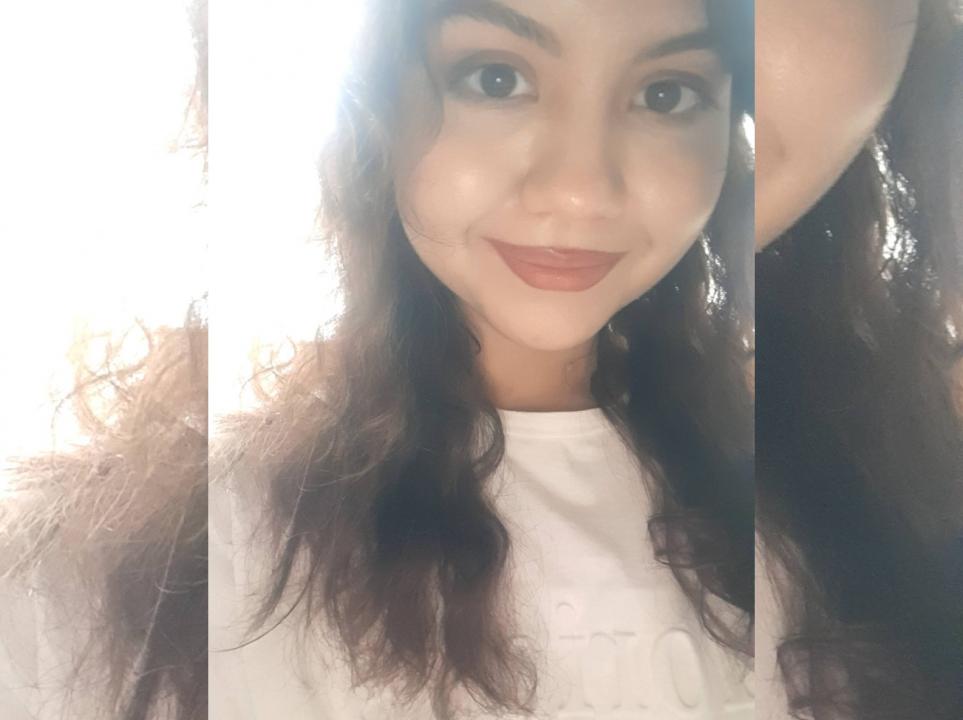 Webcam chat profile for EternalSun: Outfits