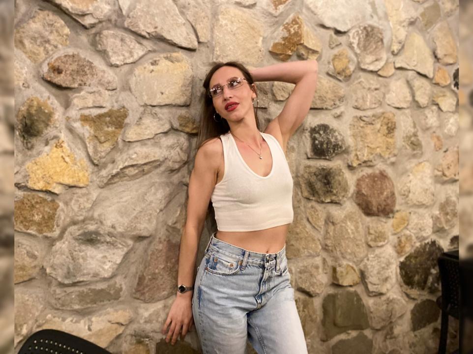 Webcam chat profile for Jasmina