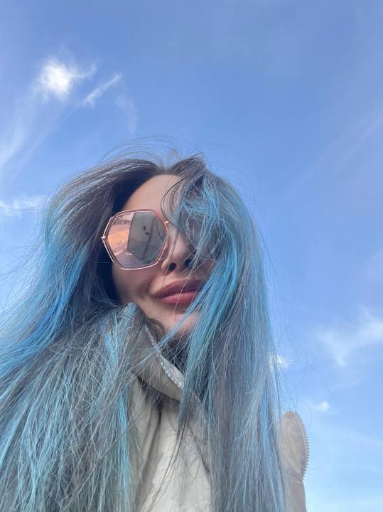 LIVE VideoChat with Oliviya