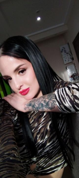 Webcam chat profile for EvelynaRay: Leather