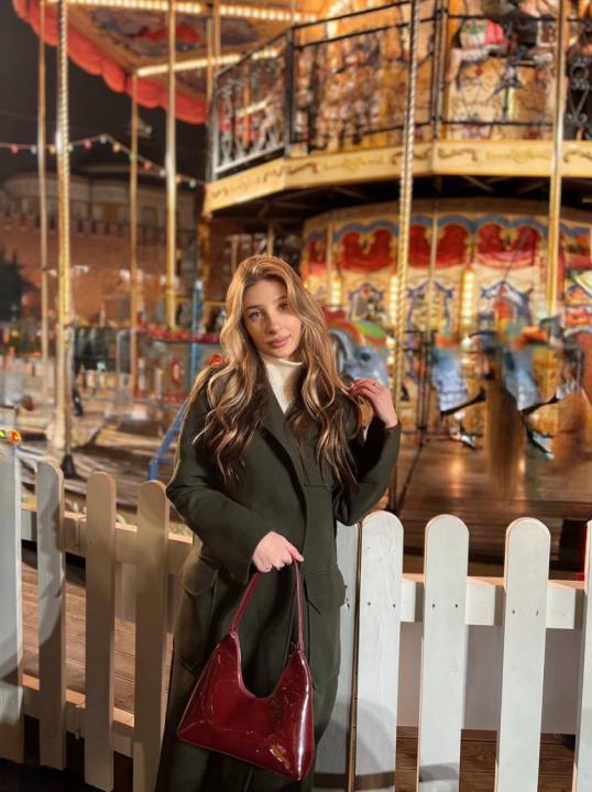 Webcam chat profile for Ariella: Ask about my Hobbies