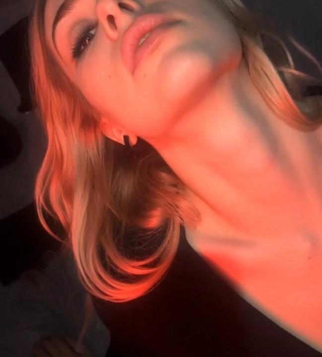 Webcam chat profile for Taelyn: Ask about my Hobbies