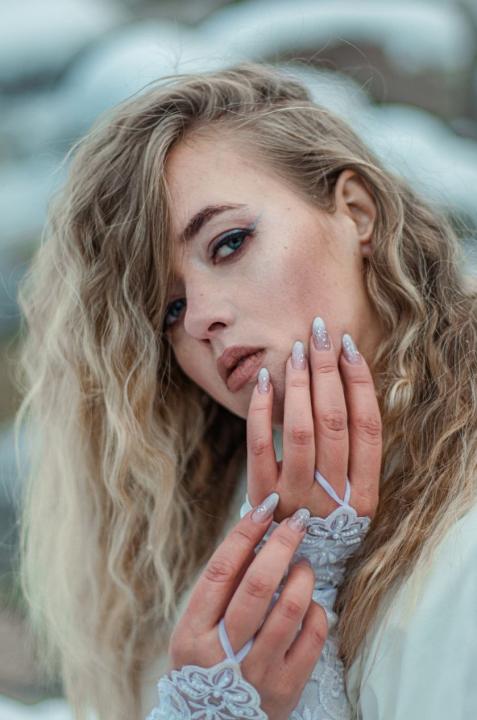 Webcam chat profile for LunaVine: Ask about my Hobbies