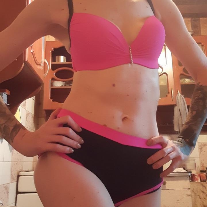 Webcam chat profile for 001Mistress