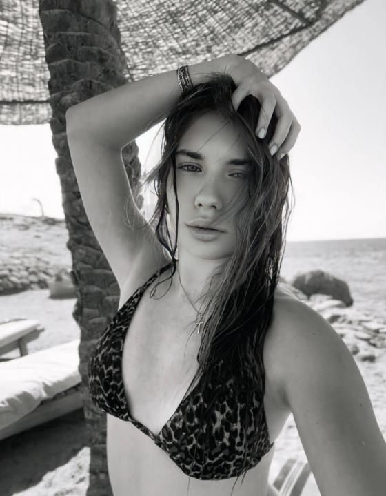 Webcam chat profile for LinaMirey: Outfits