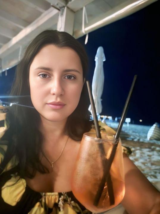 LIVE VideoChat with Leslie