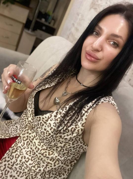 Webcam chat profile for Shakira