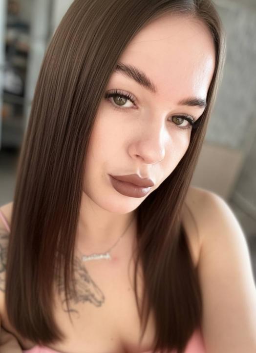 Webcam chat profile for Astrielle: Ask about my Hobbies