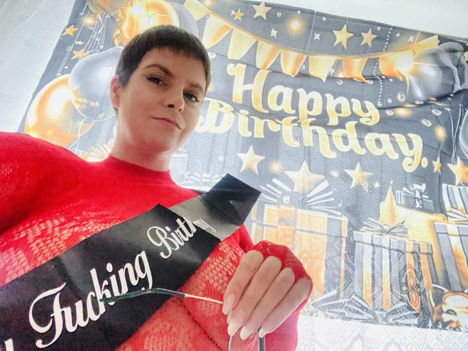 LIVE VideoChat with iammmmiky