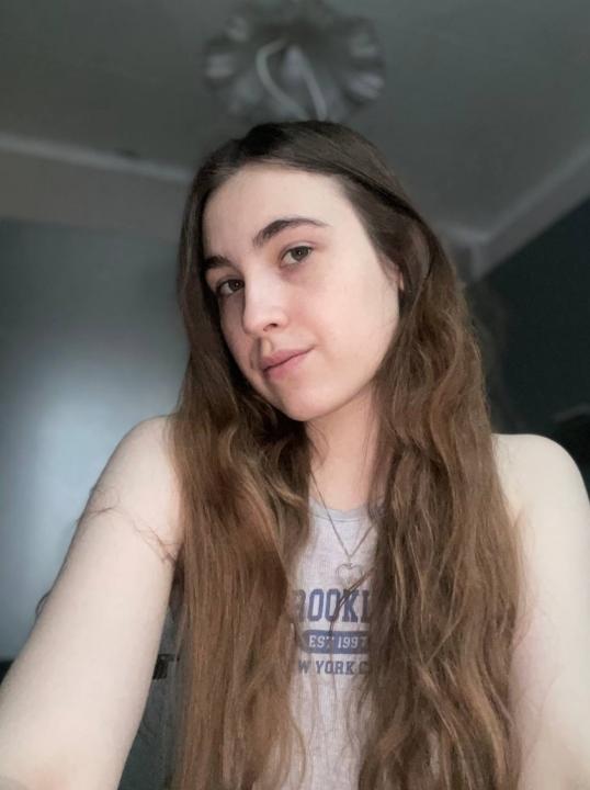 Webcam chat profile for Kirelle: Ask about my Hobbies