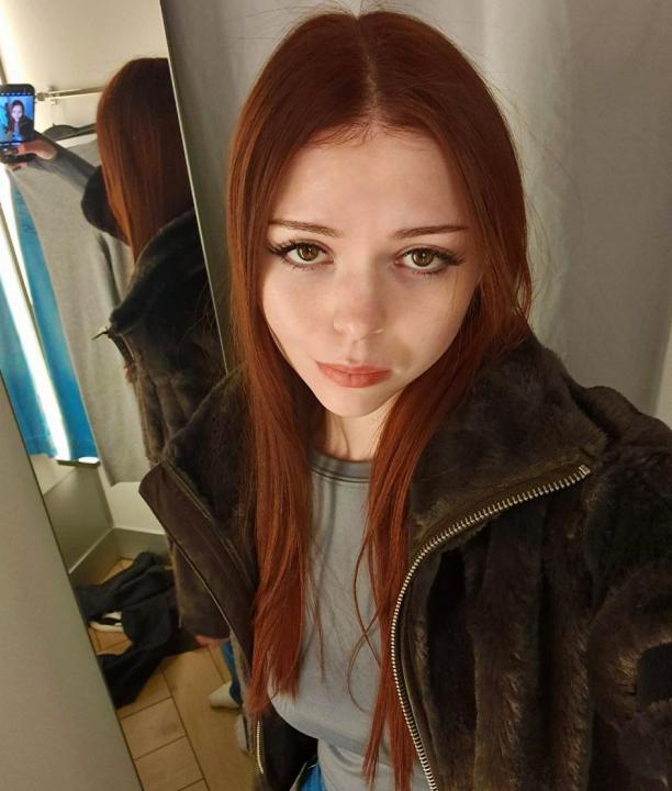 Webcam chat profile for AriaBelisse: Outfits