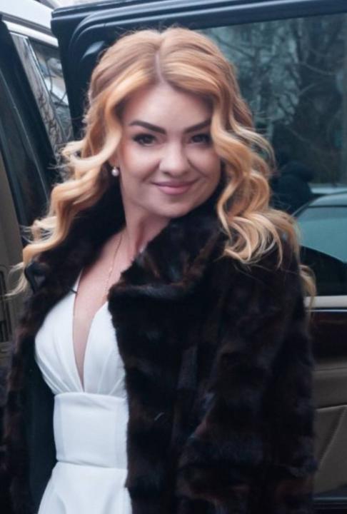 Webcam chat profile for SAbrIA56