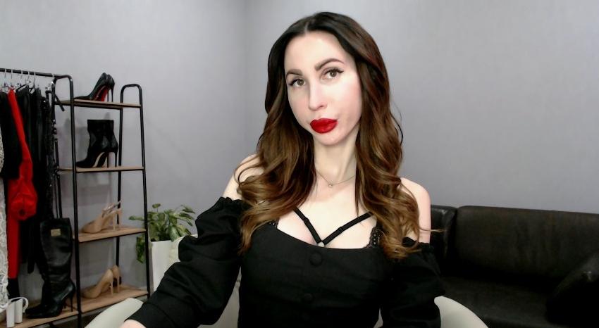 Webcam chat profile for EllaSea: Leather