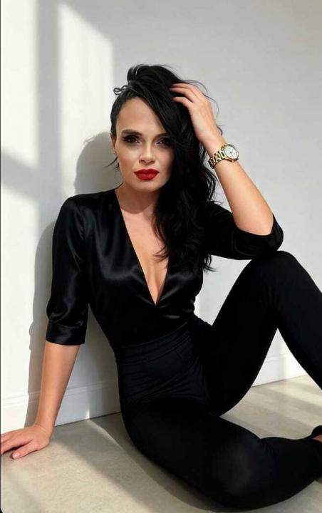 Webcam chat profile for prettywoman31: Dominatrix