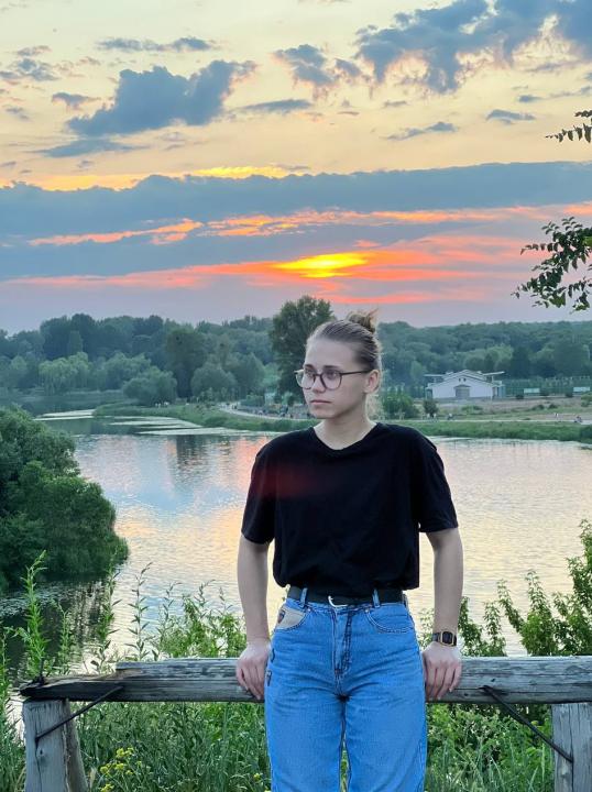 Webcam chat profile for SoftGlow