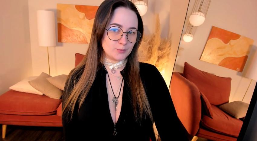 Webcam chat profile for EmmaBloomm: Dominatrix