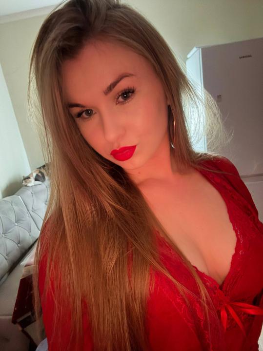 Webcam chat profile for Angeel: Music