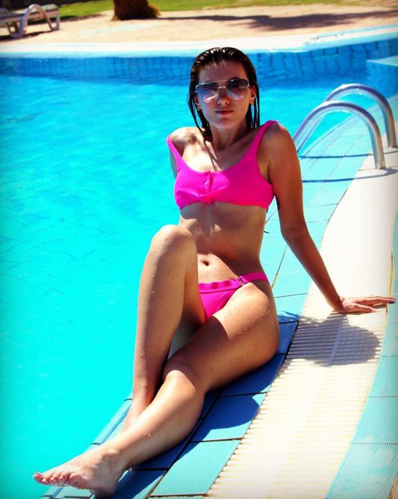 Webcam chat profile for Re3gina: Ask about my Hobbies