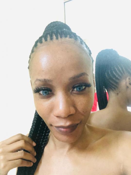 Webcam chat profile for MissMandyxx: Outfits