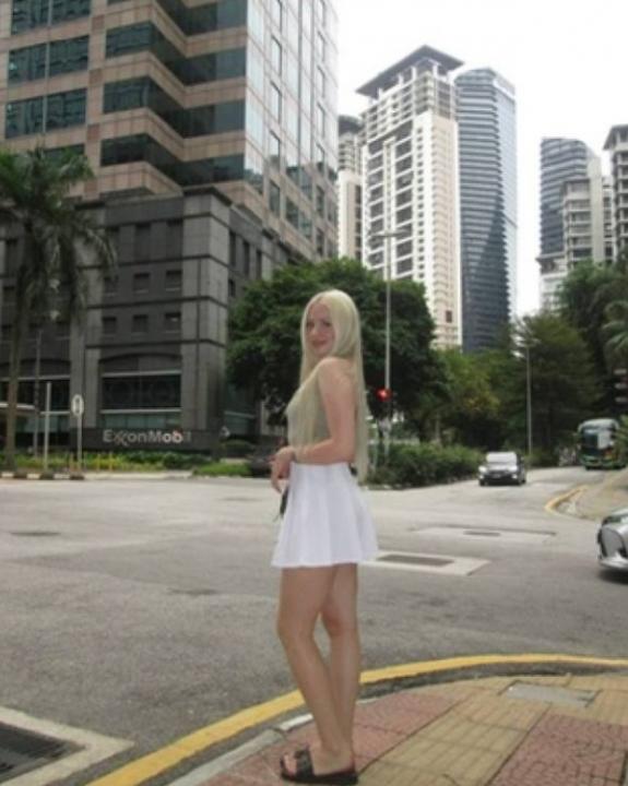 Webcam chat profile for 1SweetCandy: Dancing