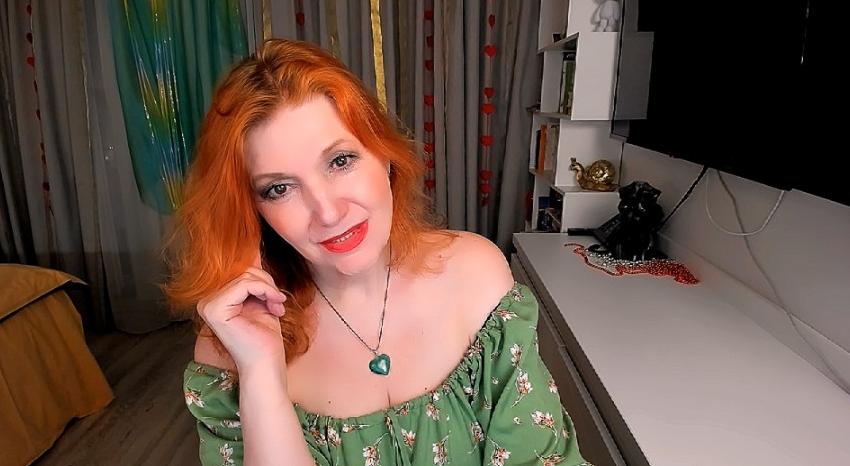 Webcam chat profile for AlmazFireFoxOne: Kissing