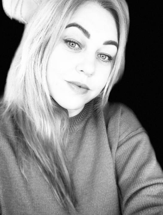 Webcam chat profile for PearlTemptation: Ask about my Hobbies