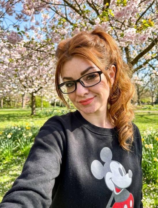 Webcam chat profile for SAbrIA56