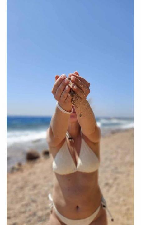 Webcam chat profile for Dinara